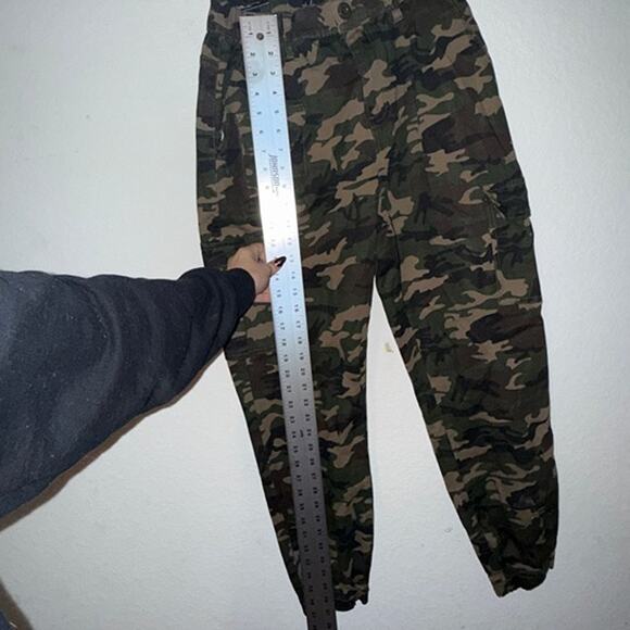 Double Denim Women's Large Cargo Jogger Pants Casual Elastic Waist NWT - Picture 3 of 4